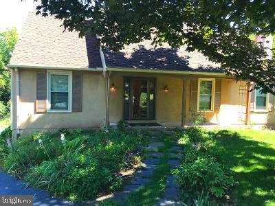 752 Tamarack Trail - Photo 1