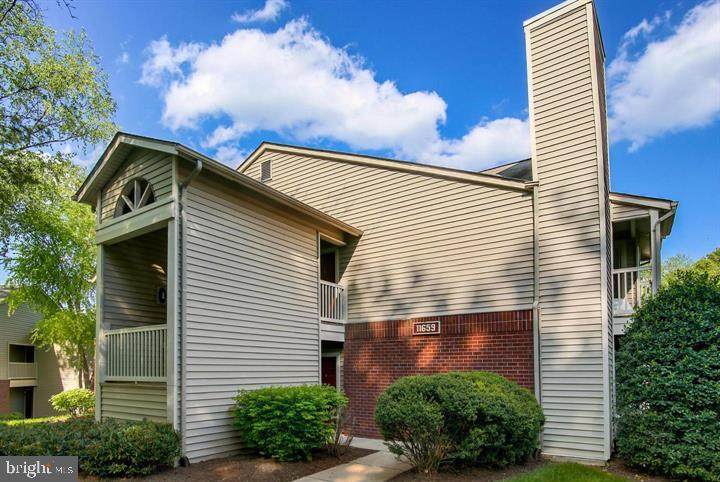 11659 Chesterfield Court - Photo 1