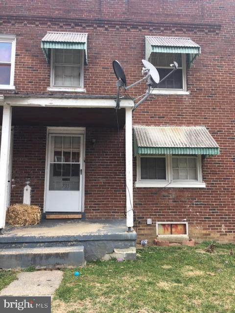 735 Plum Street - Photo 1