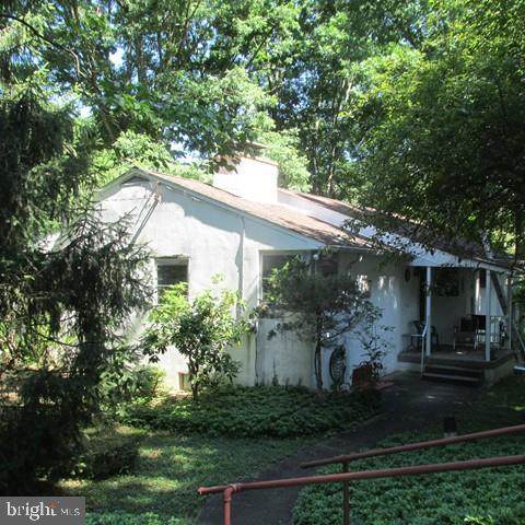 4 Skyline Drive - Photo 1