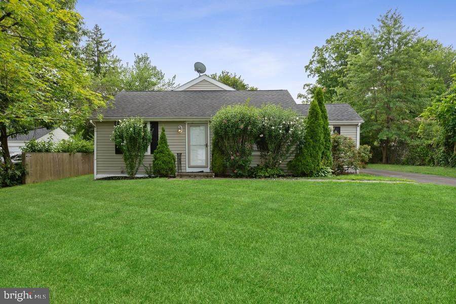240 N Harrison Street - Photo 1