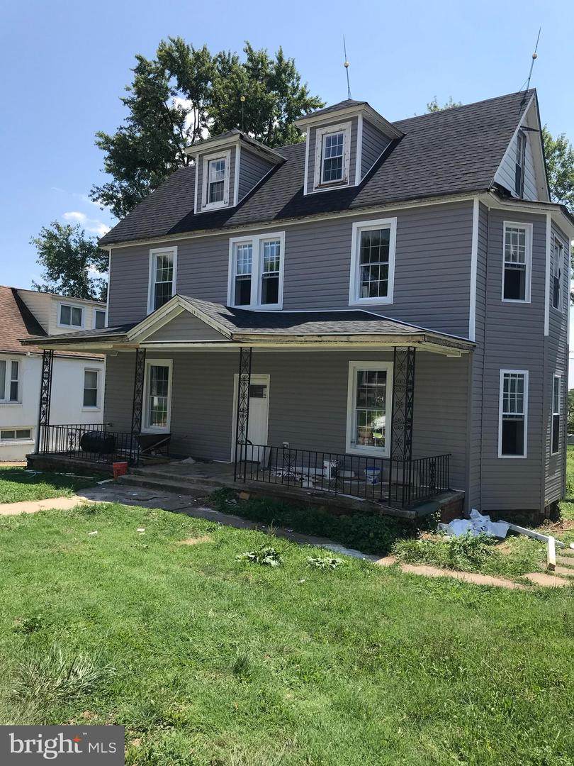 4415 Powell Avenue - Photo 1