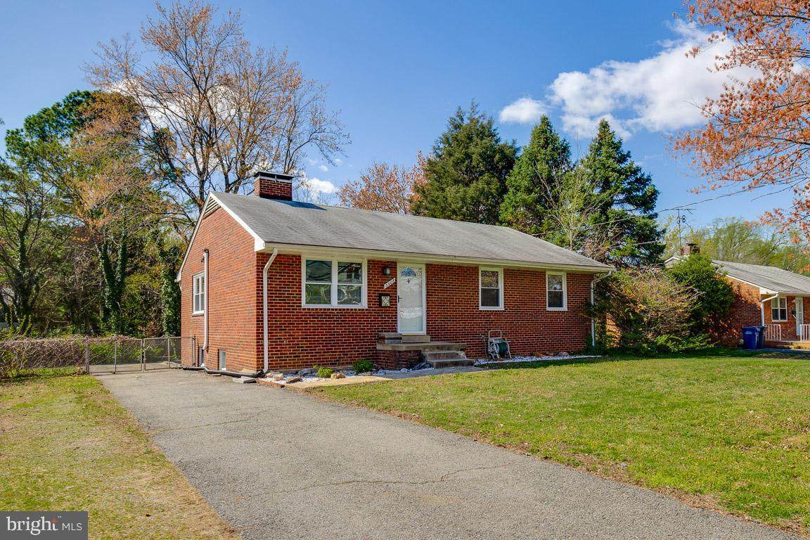 3908 Braddock Road - Photo 1