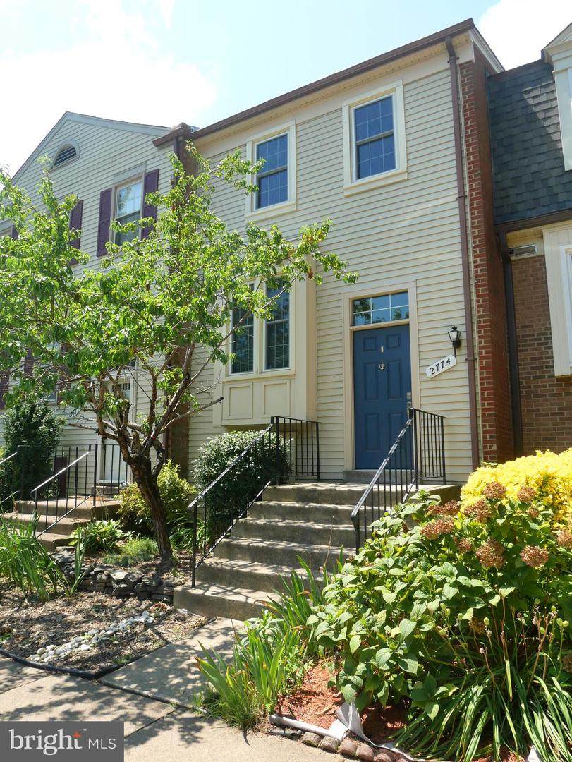 2774 Grovemore Lane - Photo 1