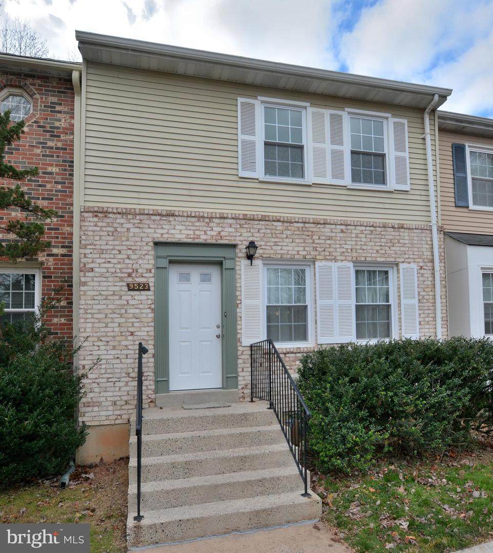9523 Poplar Leaf Court - Photo 1