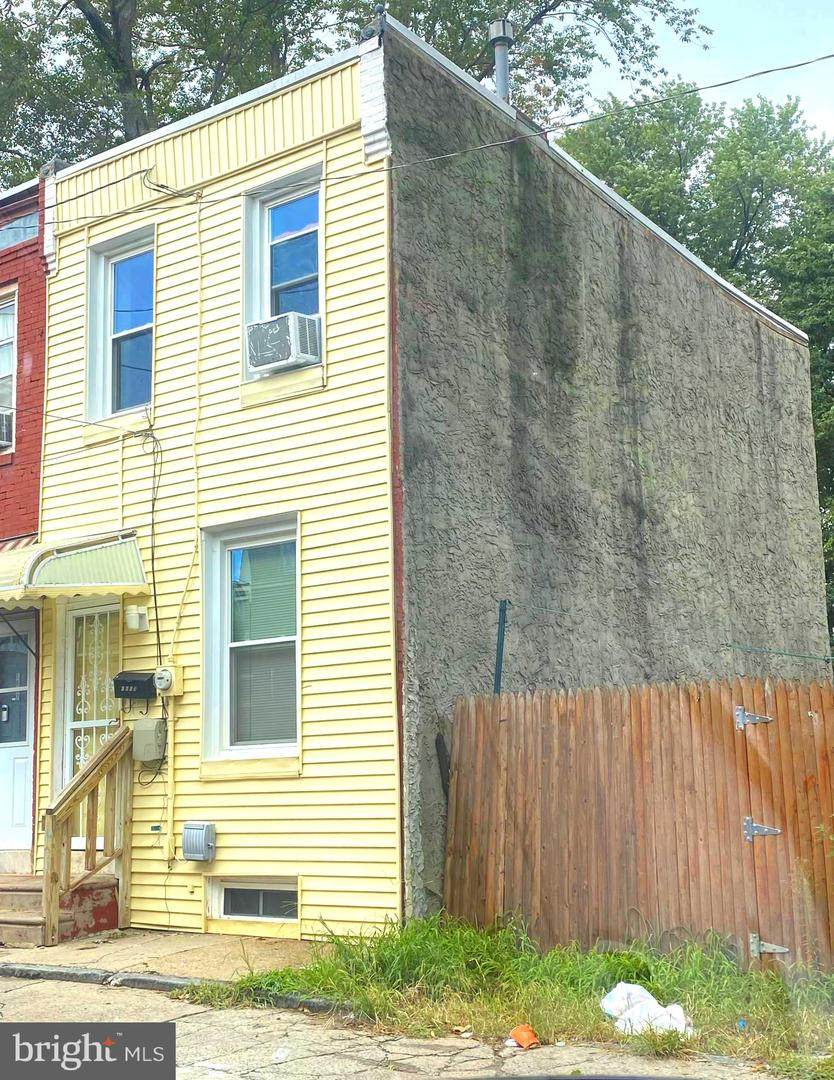 1605 Holcaine Street - Photo 1