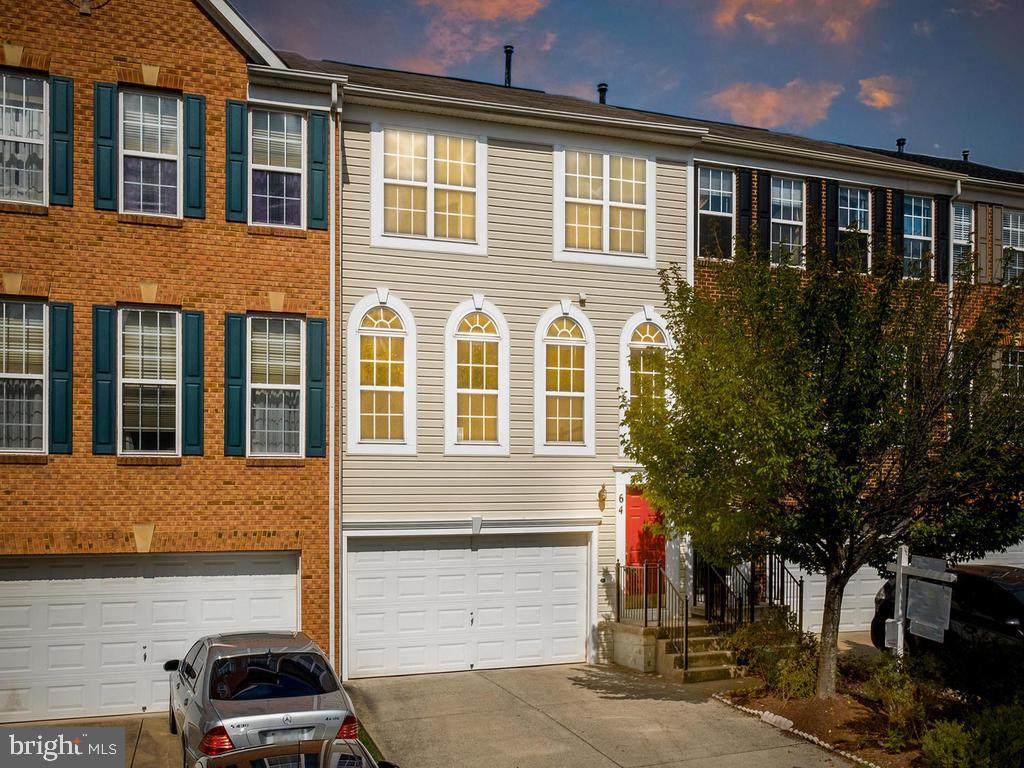 64 Inkberry Circle - Photo 1