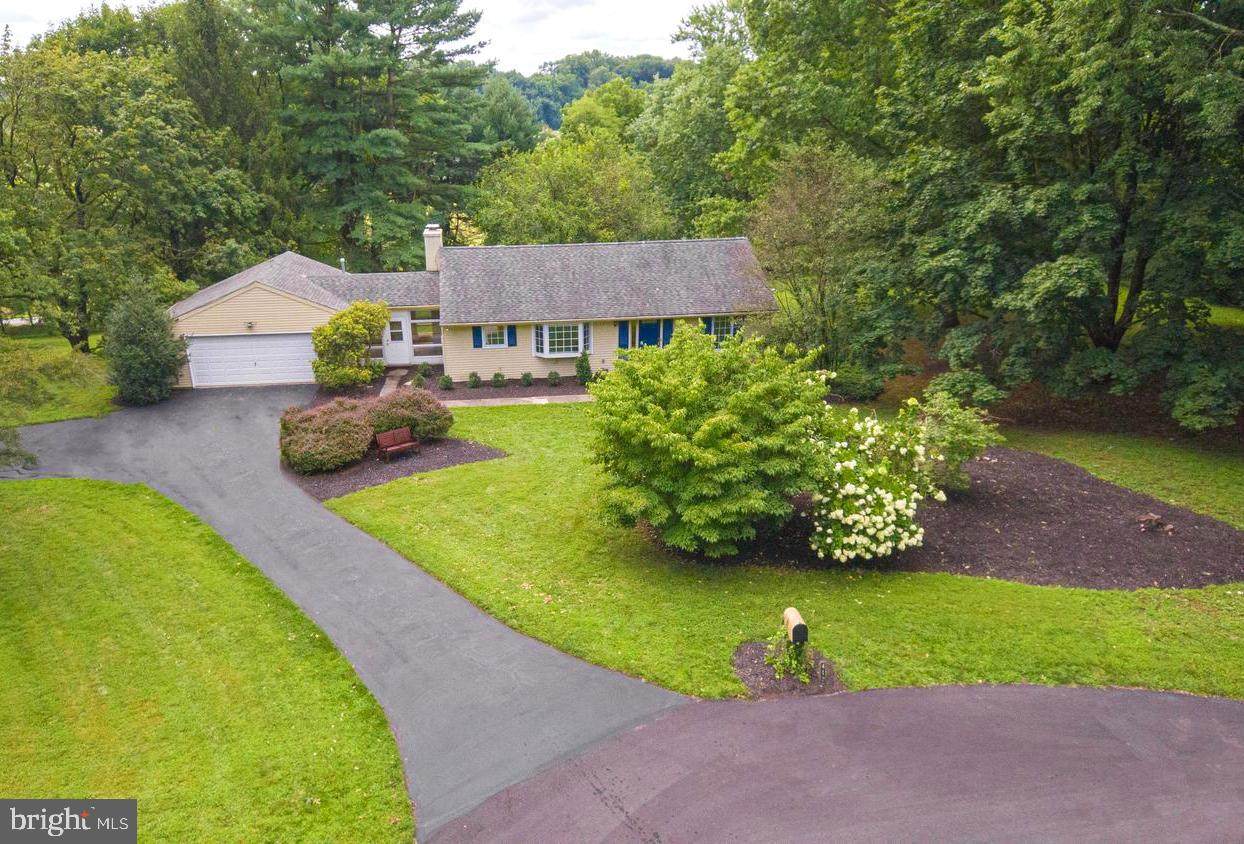 412 Hannum Drive - Photo 1