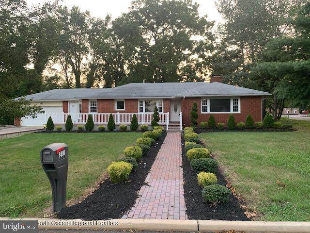 211 Central Avenue - Photo 1