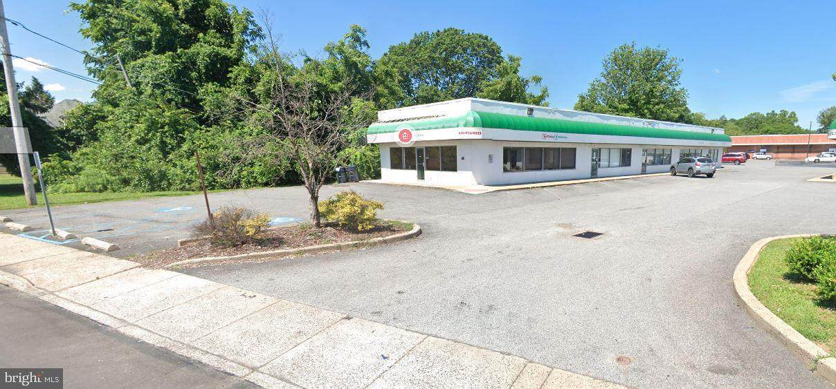 8 Brookhaven Road - Photo 1