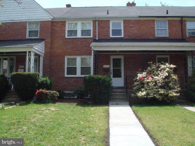 1425 Stonewood Road - Photo 1