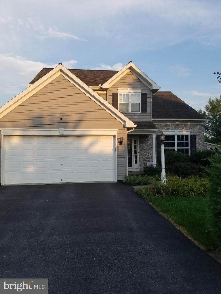 106 Bloomfield - Photo 1
