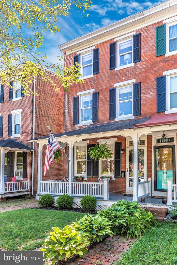 112 Price Street - Photo 1