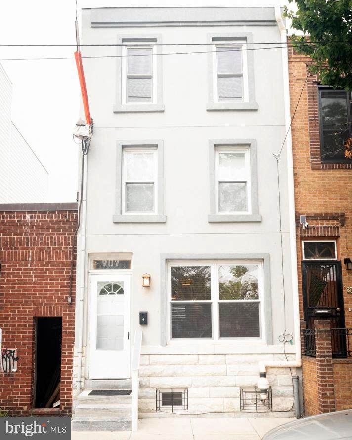 907 Federal Street - Photo 1