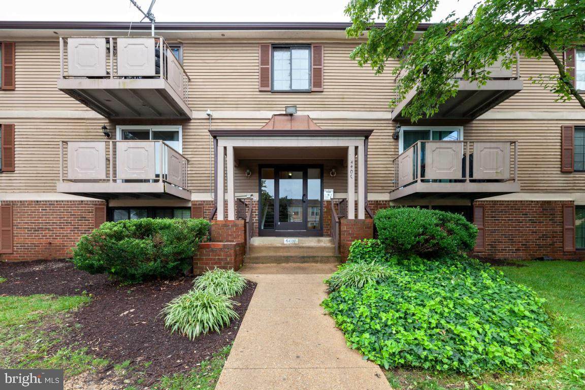 4400-G Groombridge Way - Photo 1