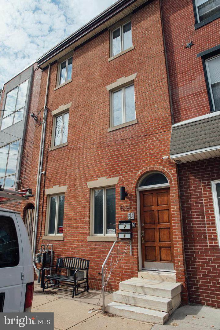 1034 Columbia Avenue - Photo 1