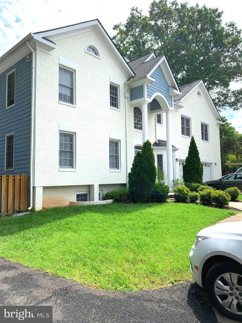 7829 Schelhorn Road - Photo 1