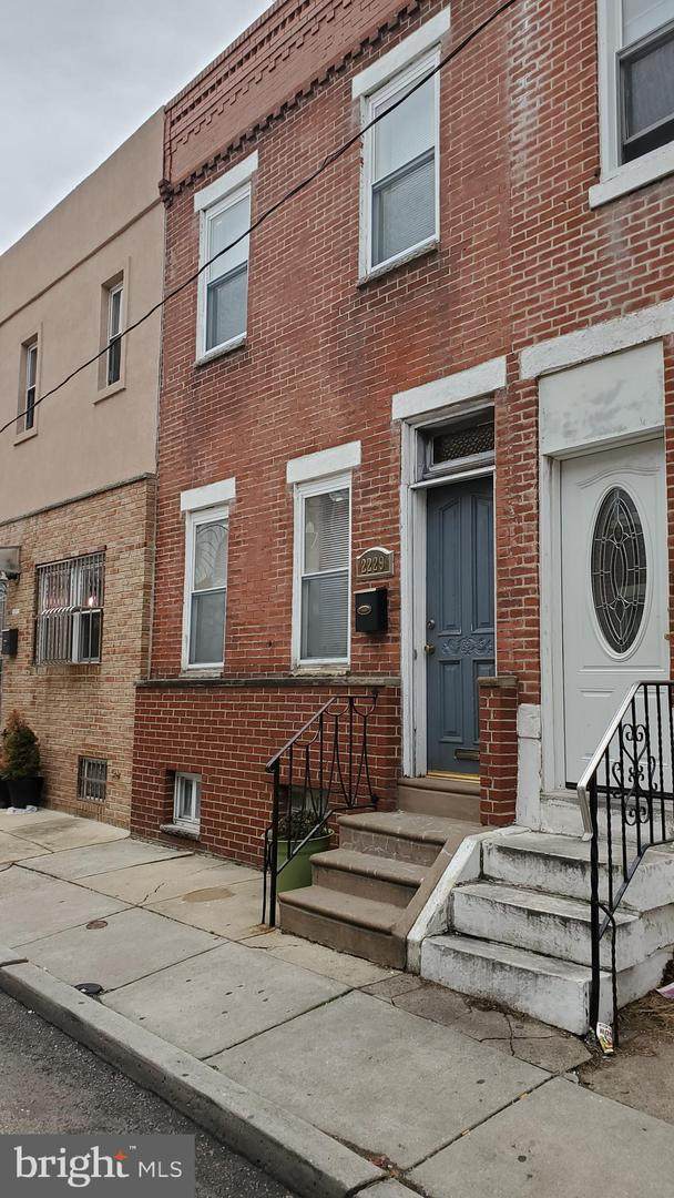 2229 Darien Street - Photo 1