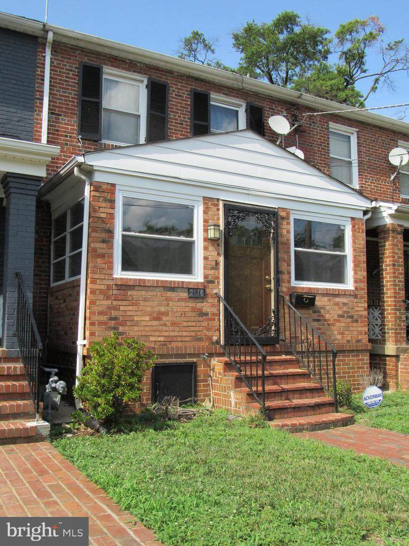 2116 T Street - Photo 1