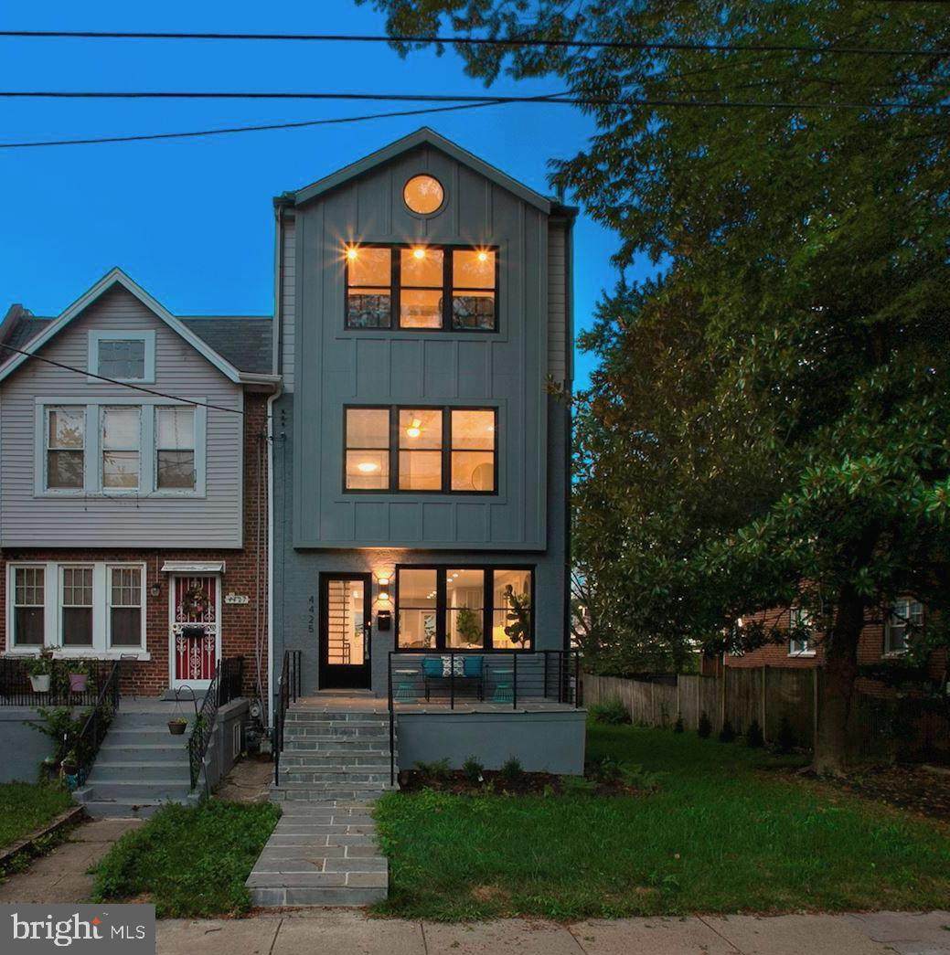 4425 Harrison Street - Photo 1
