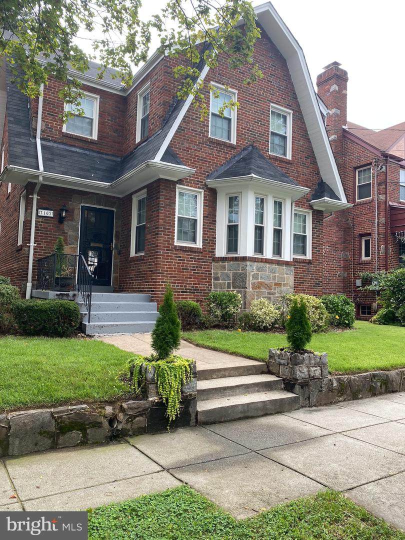 7102 9TH Street - Photo 1