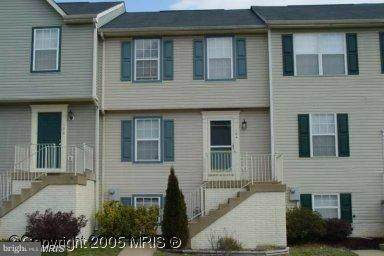 104 Mews Court - Photo 1