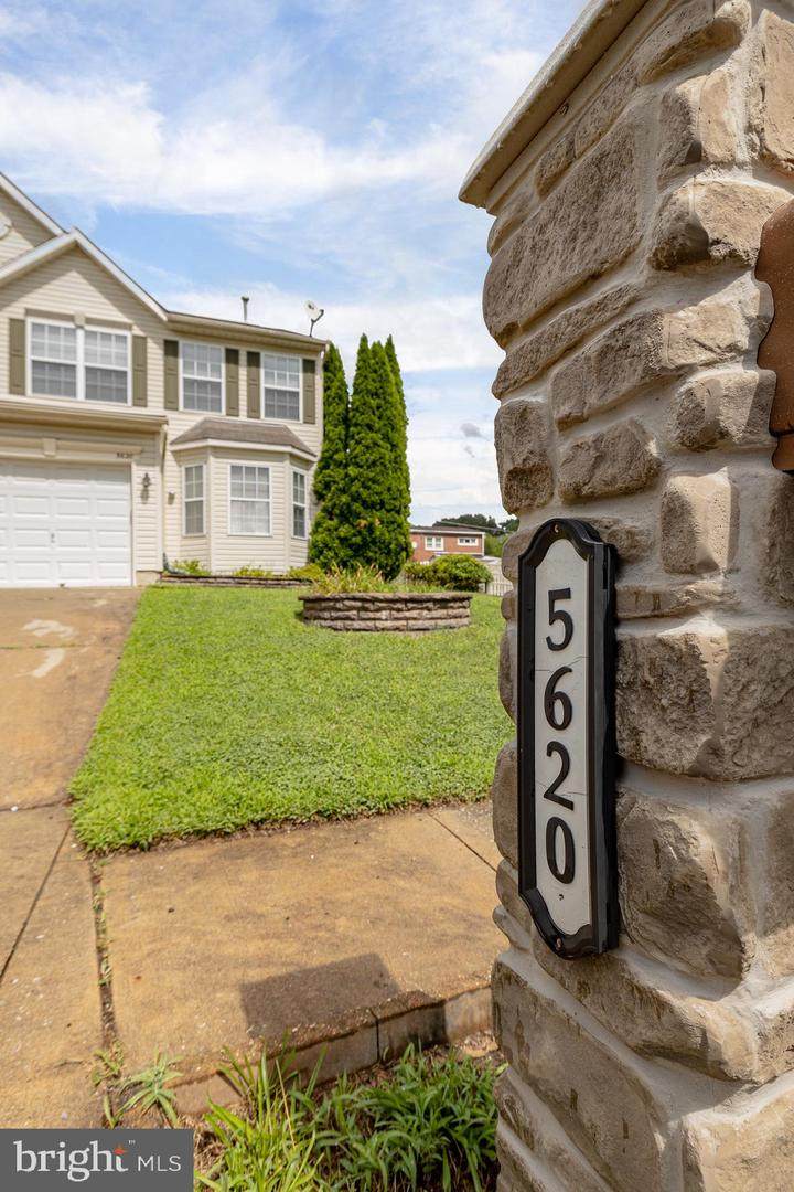 5620 Gwynndale Avenue - Photo 1