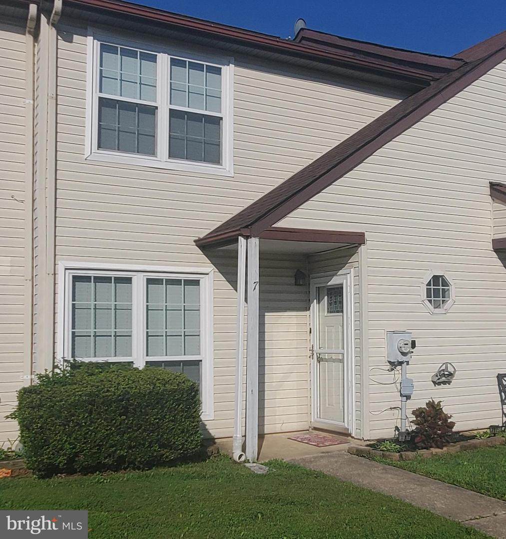 7 Ross Court - Photo 1