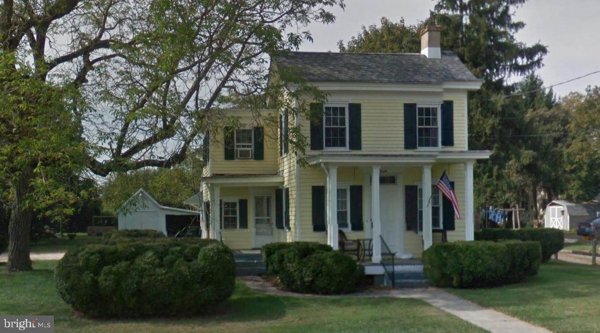 208 Main Street - Photo 1