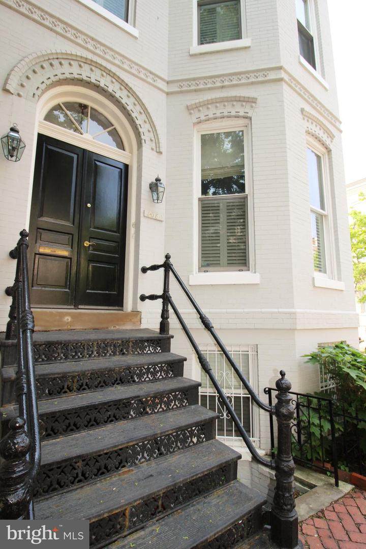 3050 N Street - Photo 1
