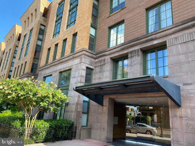910 M Street - Photo 1