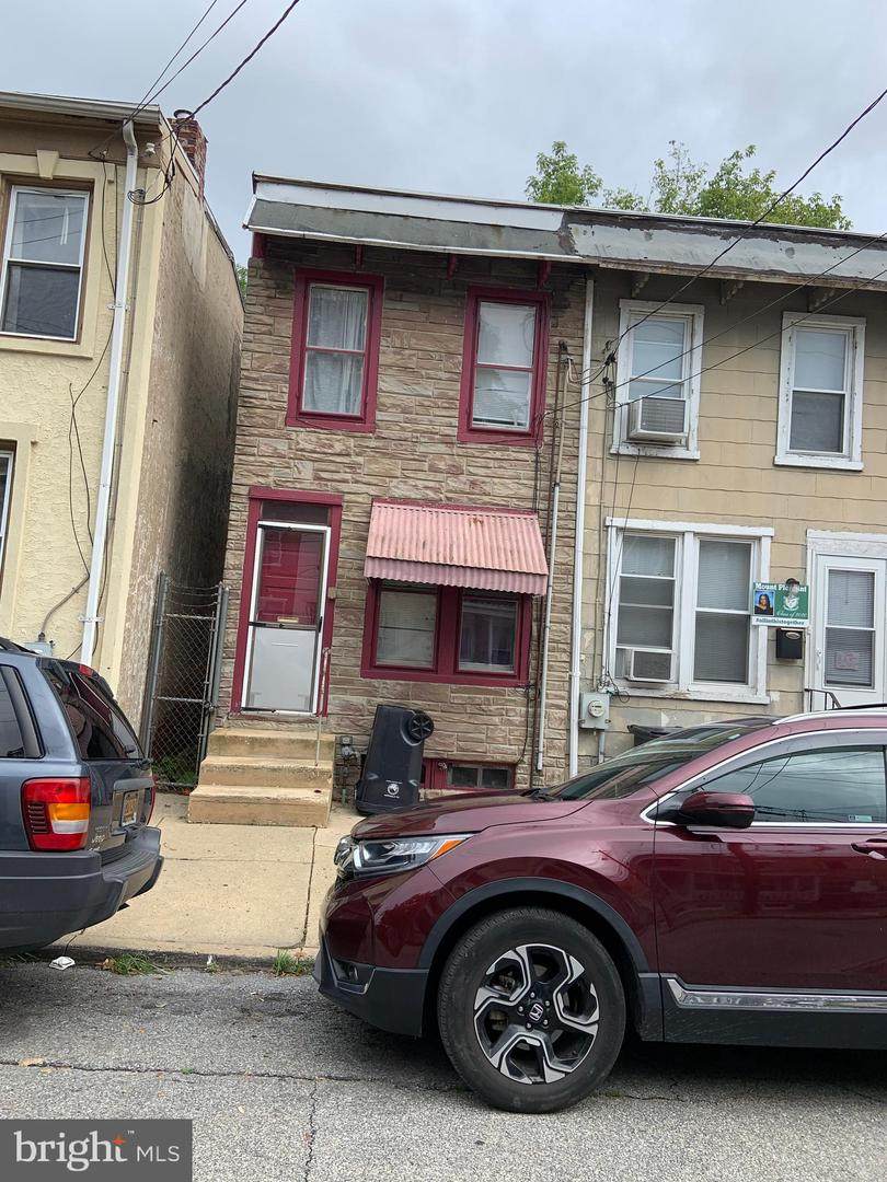 322 Townsend Street - Photo 1