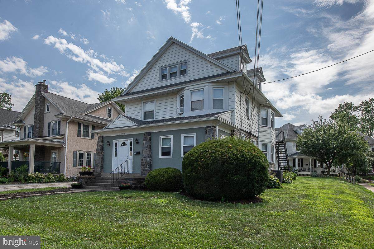 1120 Darby Road - Photo 1