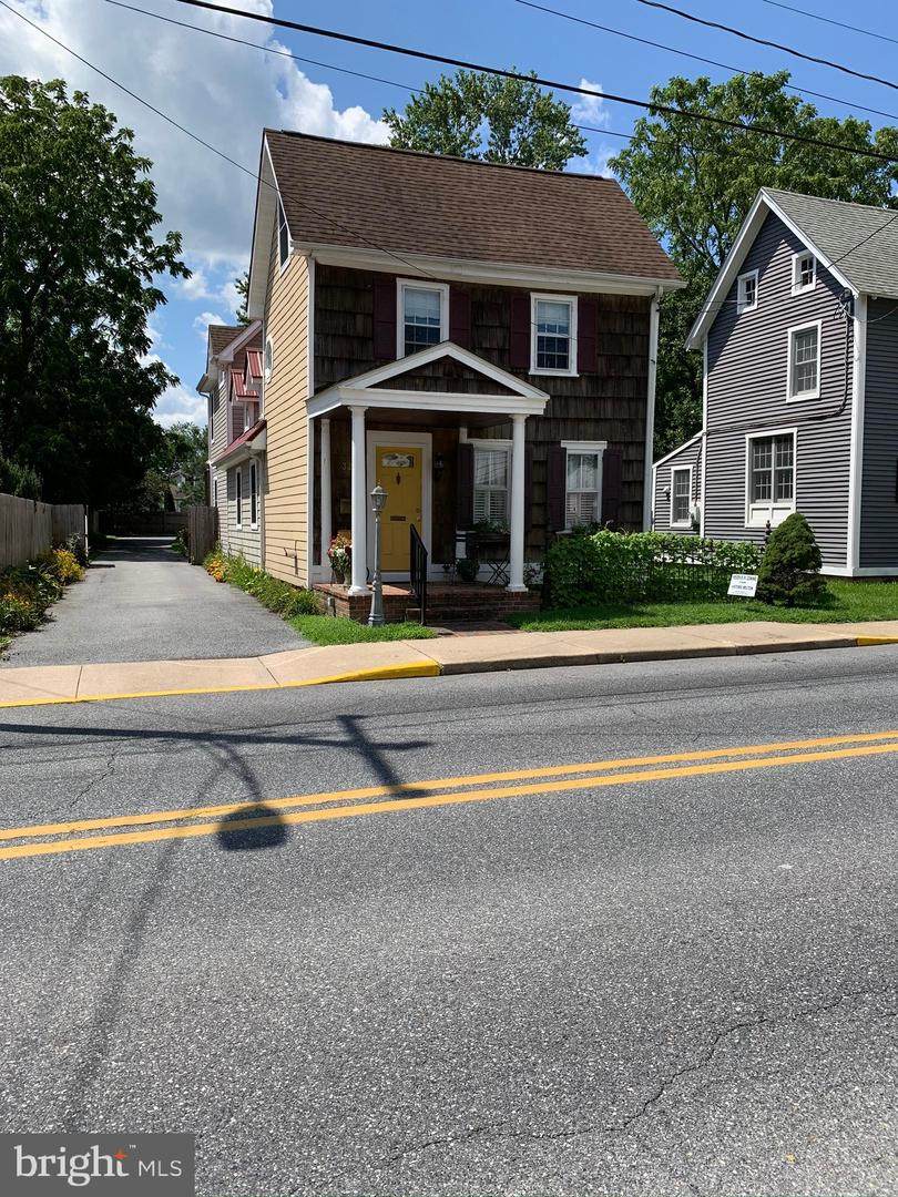 322 Union Street - Photo 1