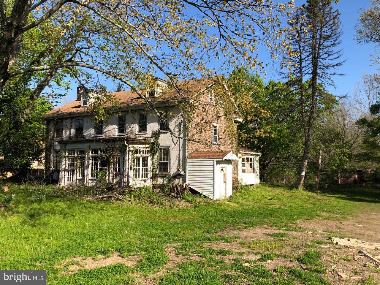 1131 General Washington Memorial Boulevard - Photo 1