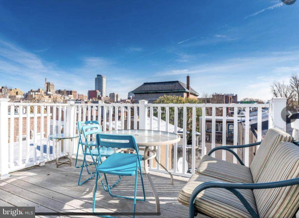 511 13TH Street - Photo 1