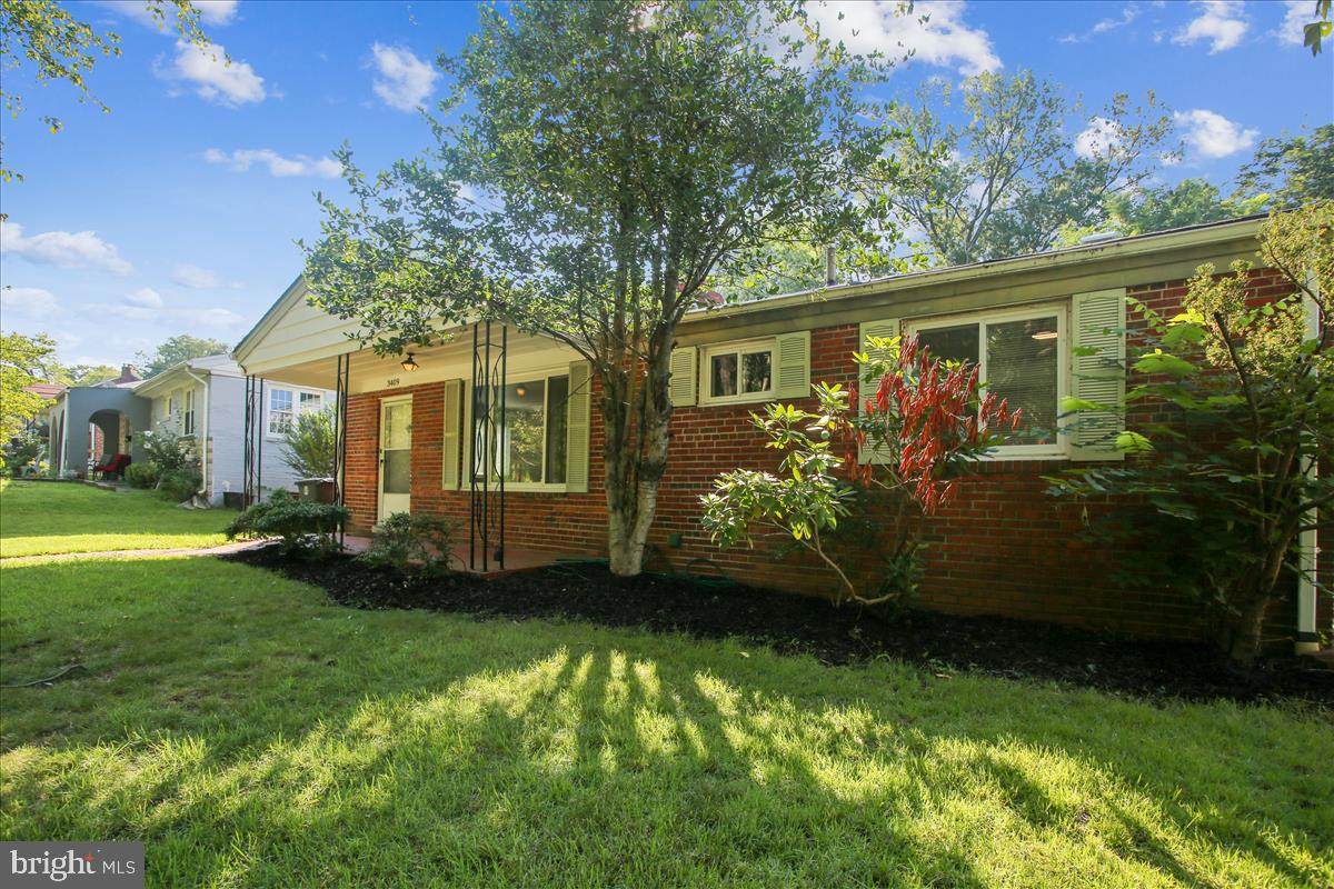 3409 Stanford Street - Photo 1