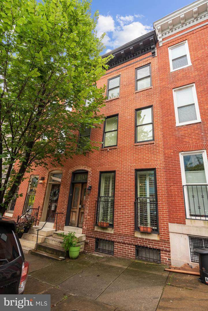 1713 Lombard Street - Photo 1