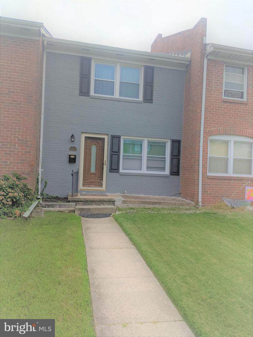 8 Terron Court - Photo 1