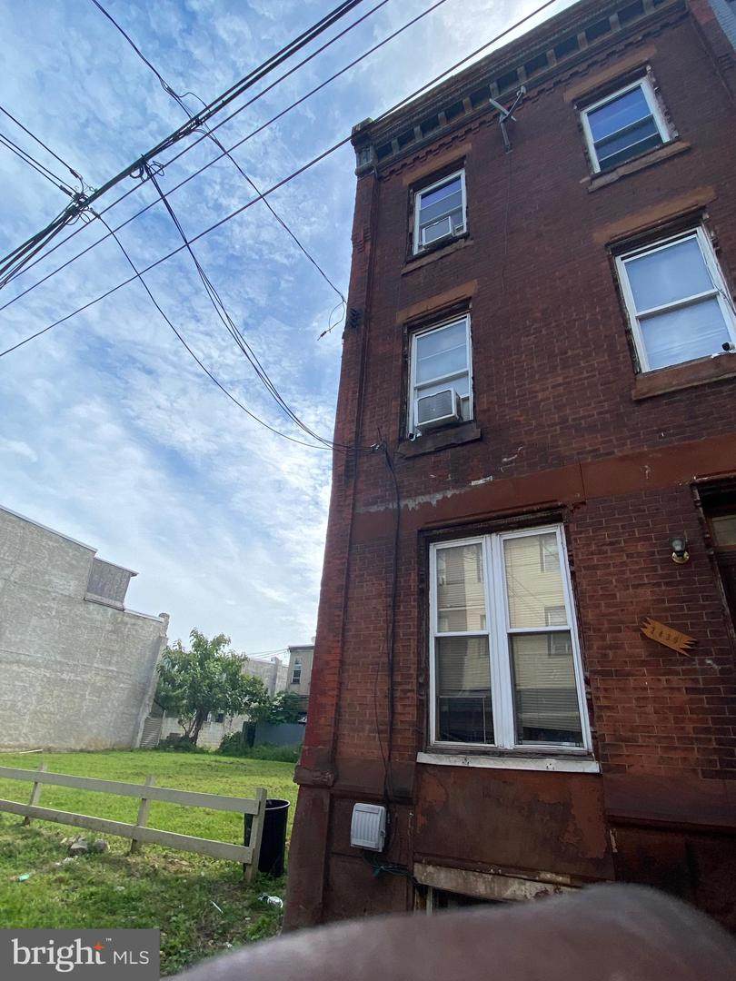 2439 19TH Street - Photo 1