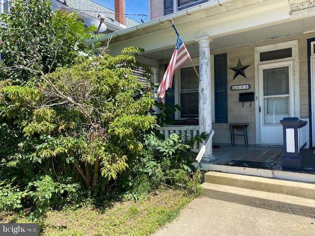 608 Railroad Street - Photo 1