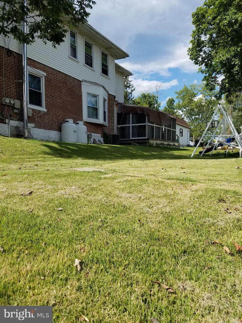 258 Berks Street - Photo 1
