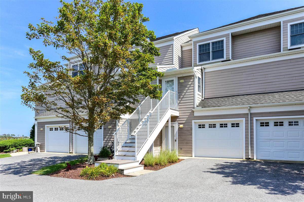 36990 Refuge Court - Photo 1