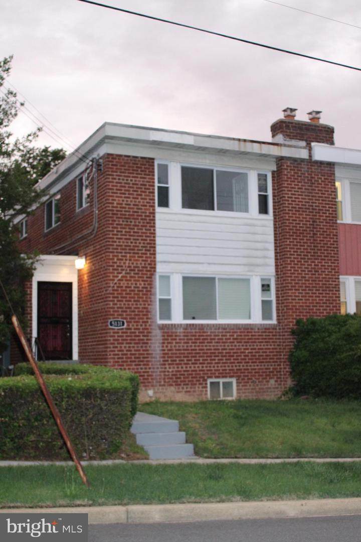 5131 Chillum Place - Photo 1
