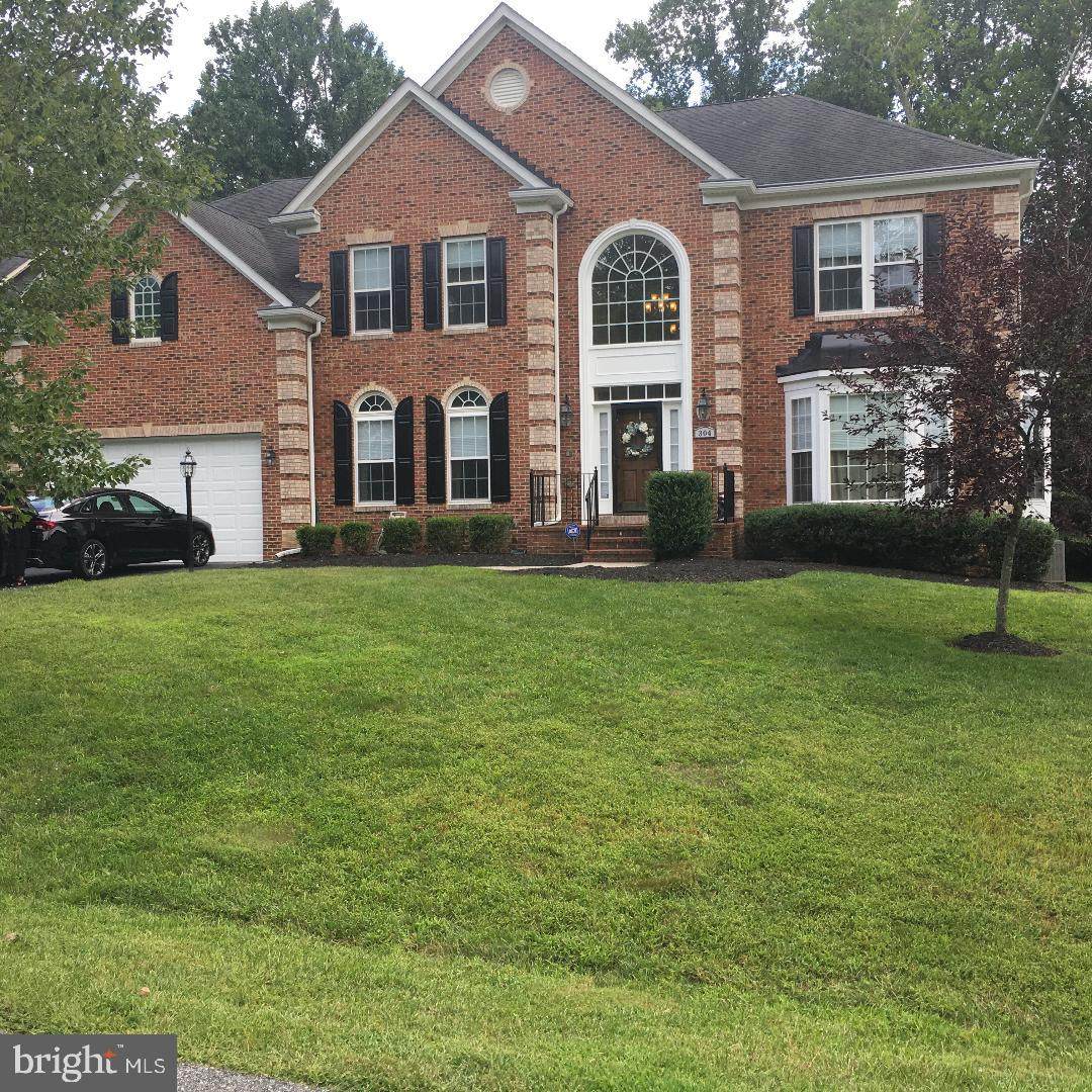 304 Panora Way - Photo 1