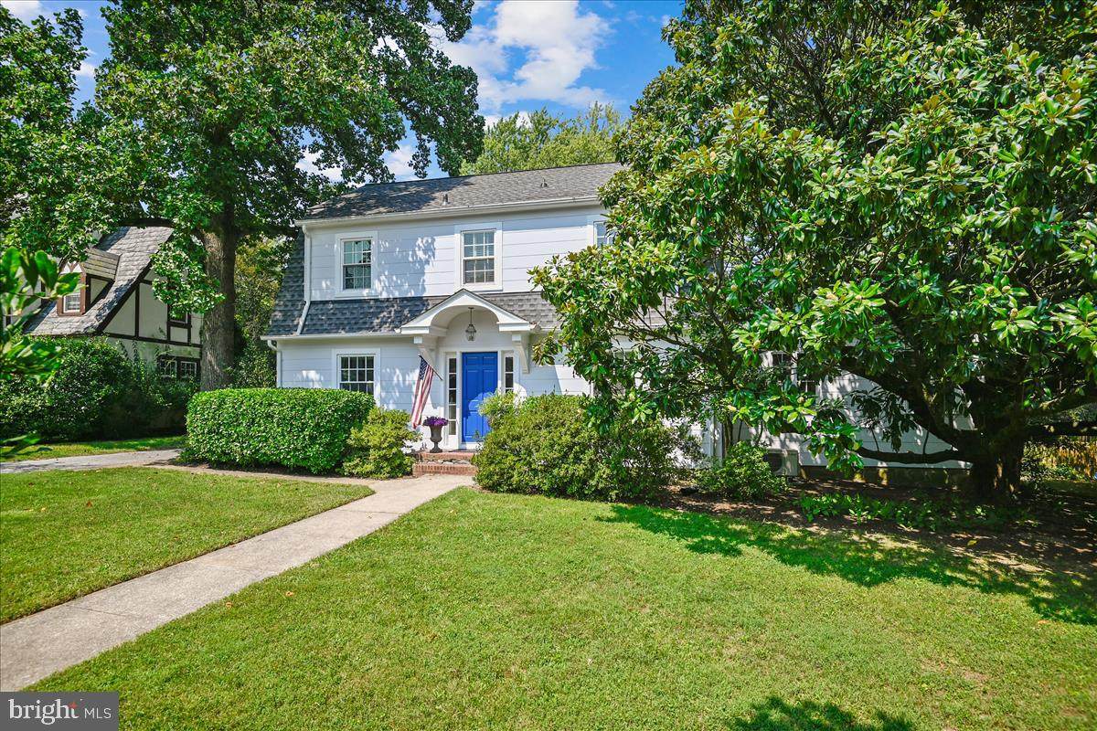 206 Gittings Avenue - Photo 1