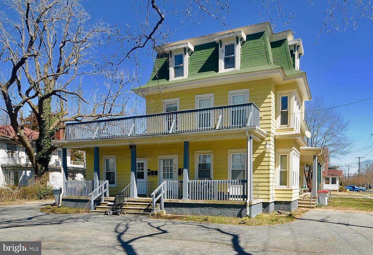 307 East Avenue - Photo 1