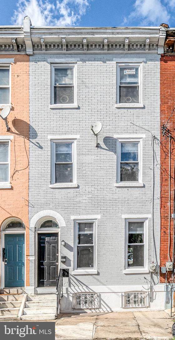 2021 Oxford Street - Photo 1