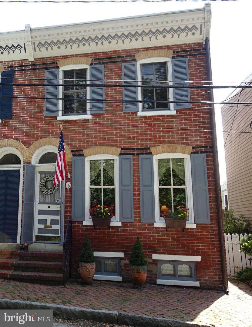 15 3RD Street - Photo 1