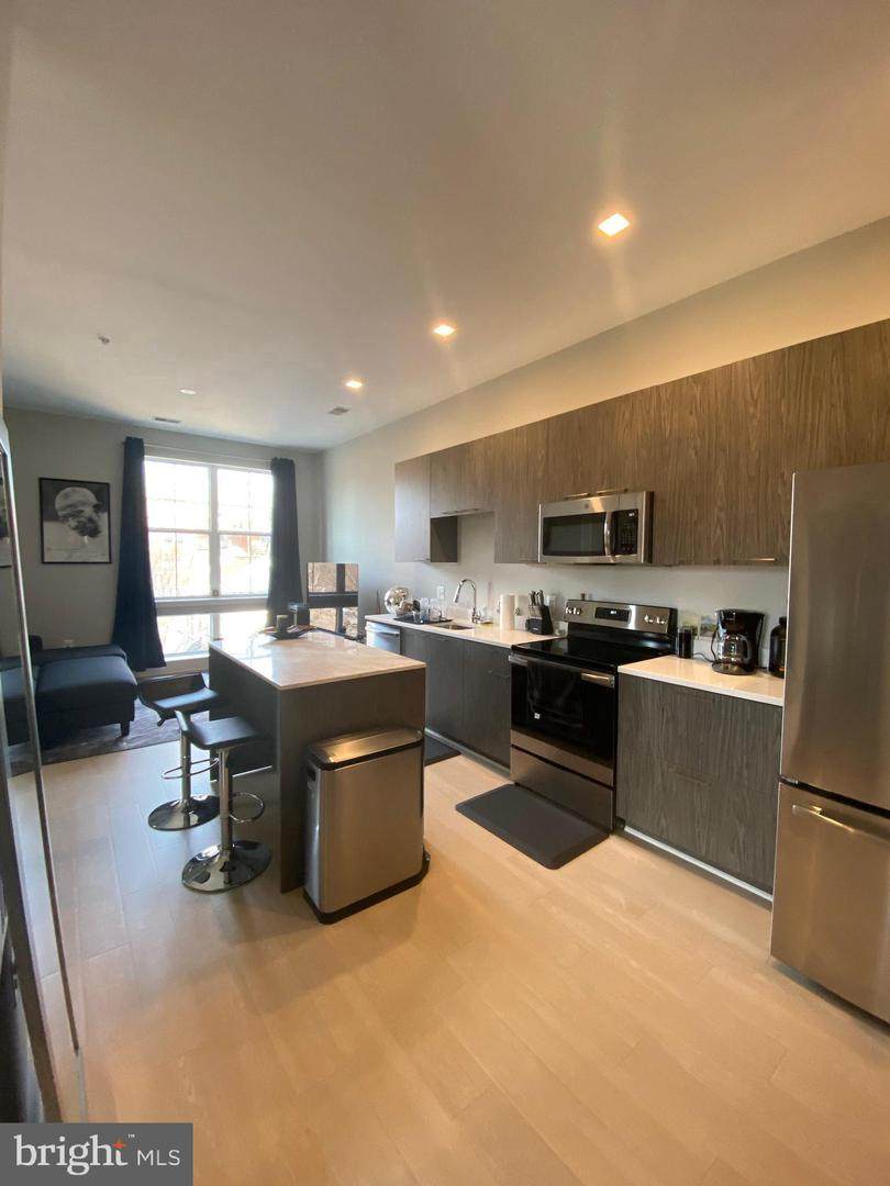 989 S Buchanan Street - Photo 1